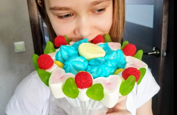 Гастроэнтеролог Кашух рассказала о причинах постоянного желания съесть сладкое