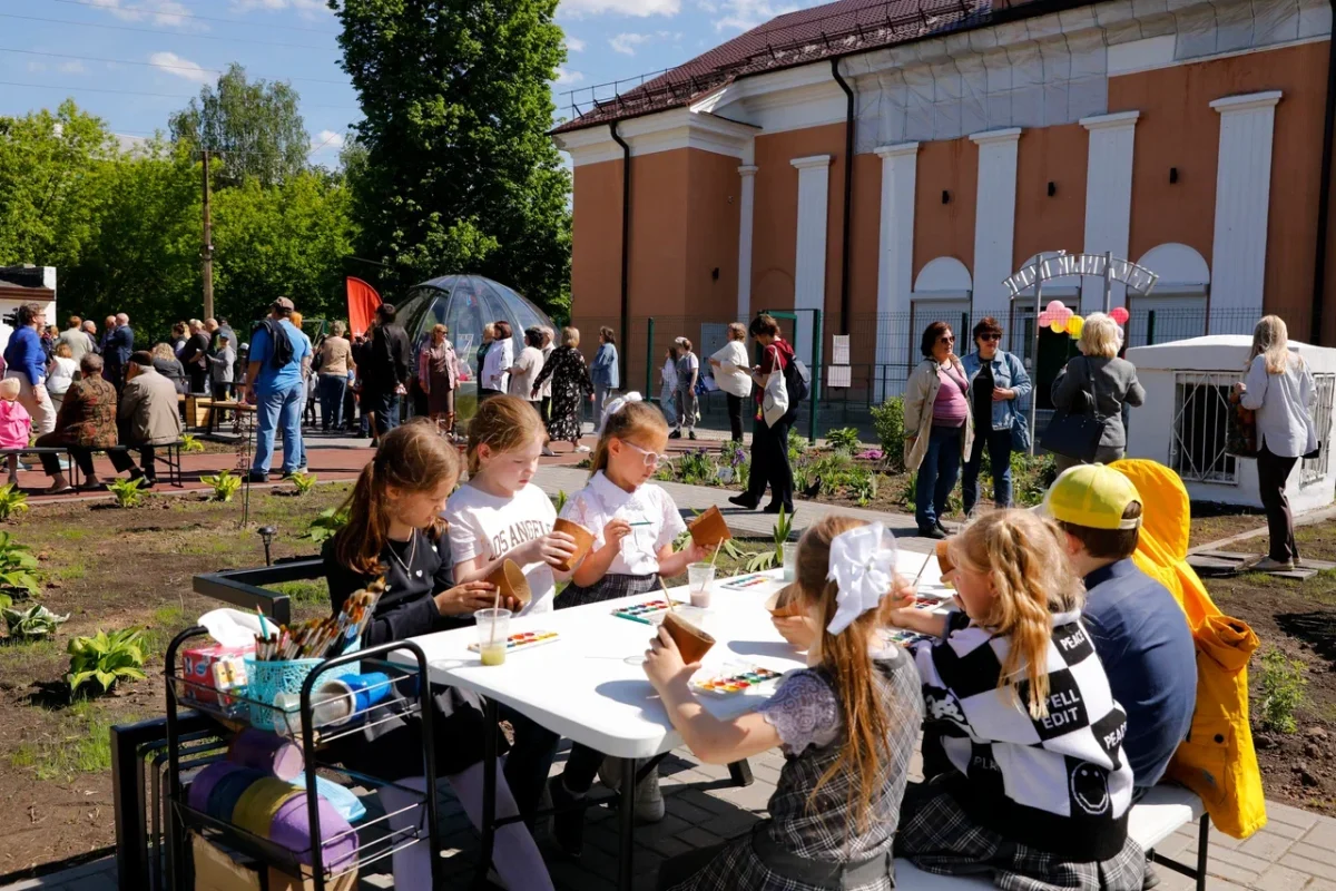 Книжный парк открылся в Библиотечно-досуговом центре Автозаводского района