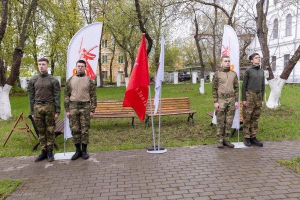 Клон легендарного «тополя Победы» высадили на территории Сада памяти НГТУ