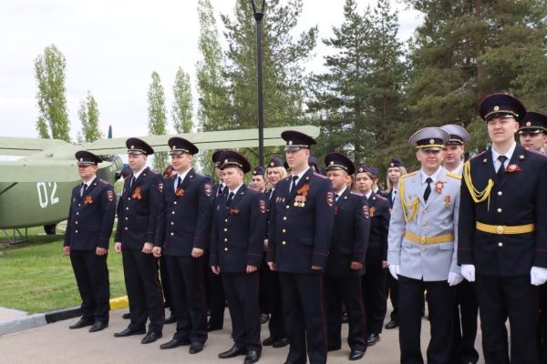 Торжественный митинг, посвященный 80-летию Победы, прошел в Нижнем Новгороде
