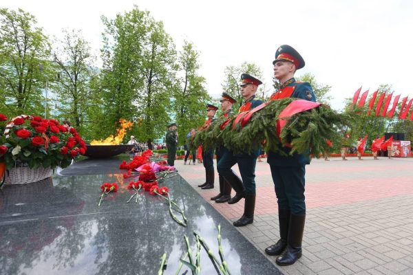 Михаил Клинков рассказал о возложении цветов к Вечному огню