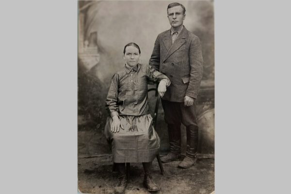 Жительница Шатков рассказала о своих фронтовиках в проекте «Семейный альбом»