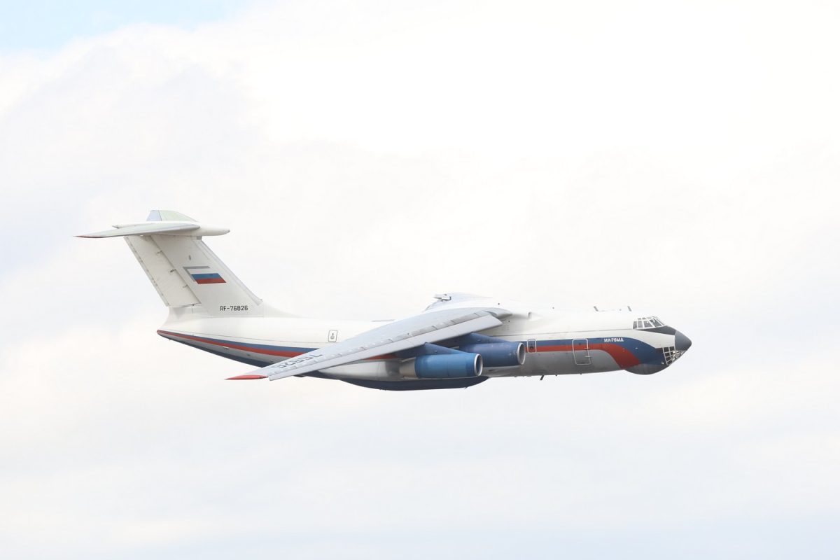 Авиашоу и парад водной техники состоялся в Нижнем Новгороде в честь 80-летия Победы