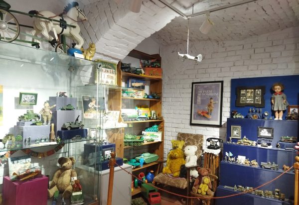 Историю войны в игрушках представили в Нижнем Новгороде