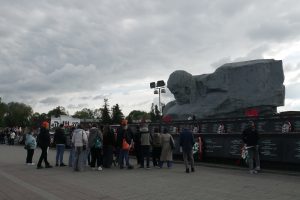 Брестская крепость, зубры и фонарщик: как прошел первый день «Уроков с путешествием» в Беларуси