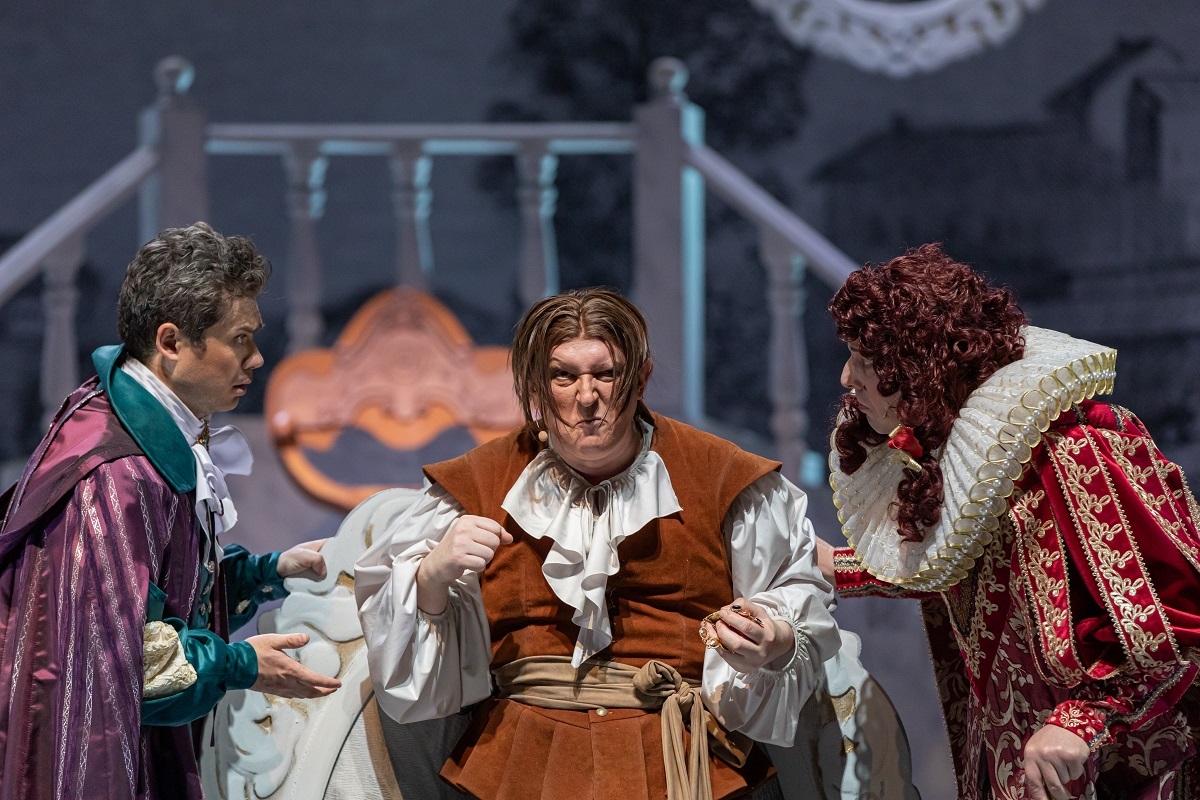 Александр Квартников