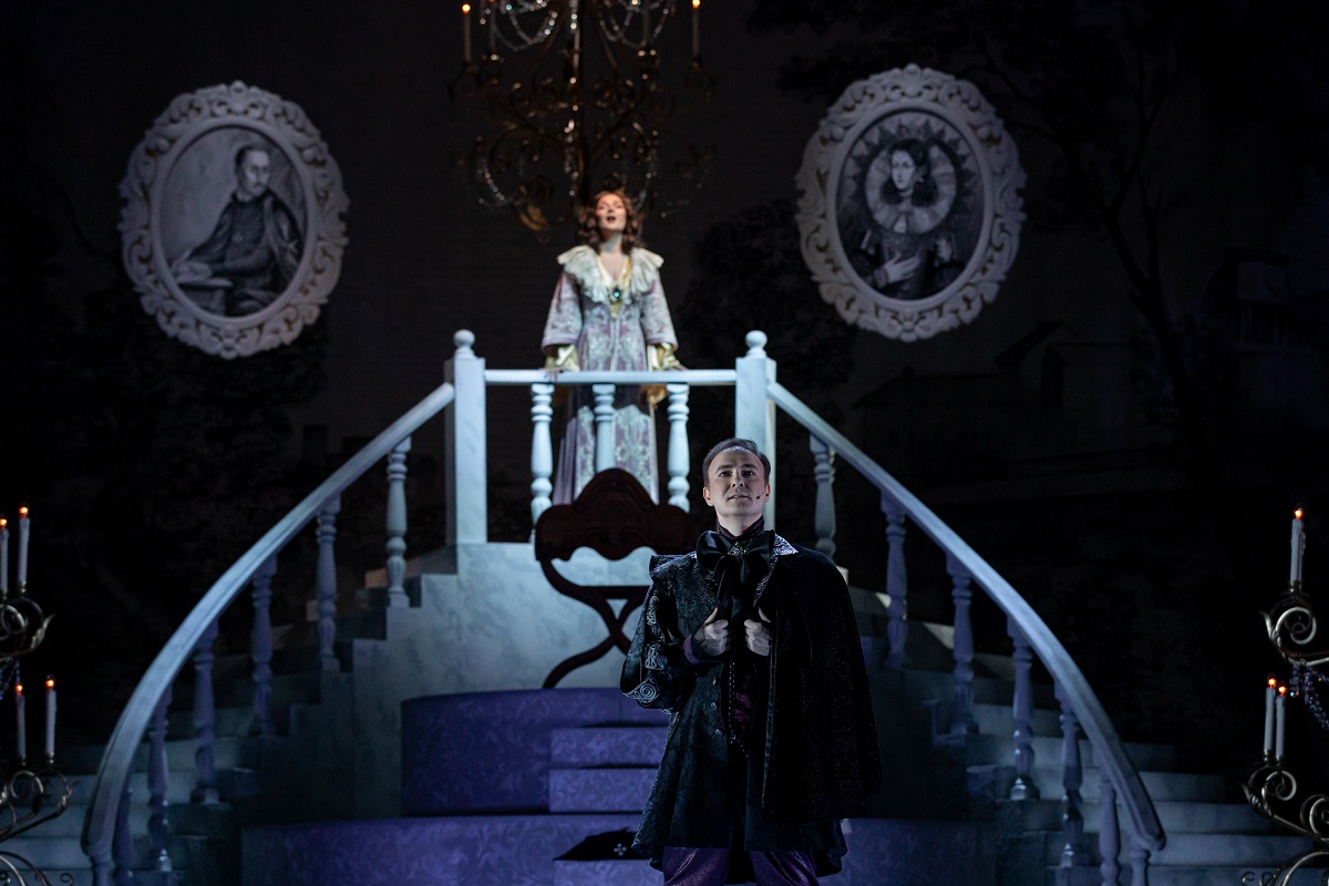 Александр Квартников