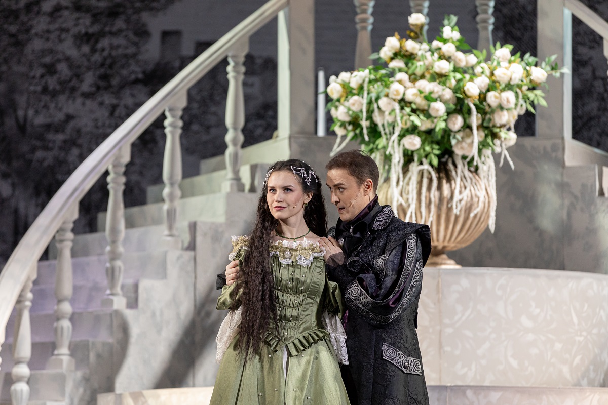 Александр Квартников