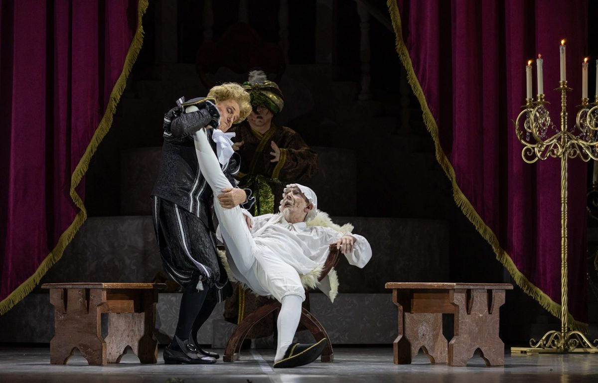 Александр Квартников