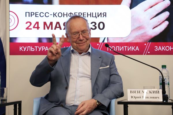 «Из самообразования возник и Цицерон, и Пётр Первый»: Юрий Вяземский рассказал, как определить умного человека