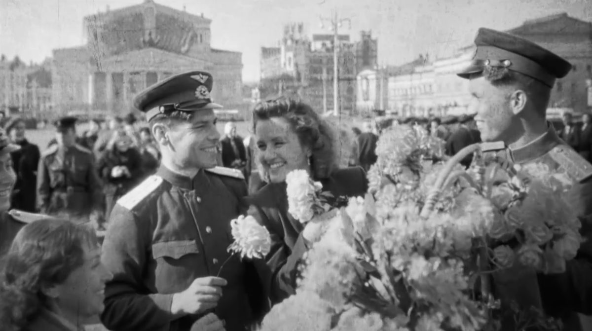 RT «оживил» фотоснимки 1945 года в честь 80-летия Победы