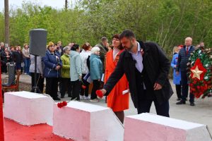 Михаил Клинков рассказал о возложении цветов к Обелиску Славы