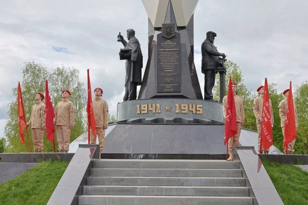 Михаил Клинков рассказал о митинге у стелы «Город трудовой доблести»