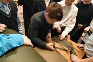 Дети защищают бойцов: юные нижегородцы участвуют в волонтерской работе наравне со&nbsp;взрослыми 