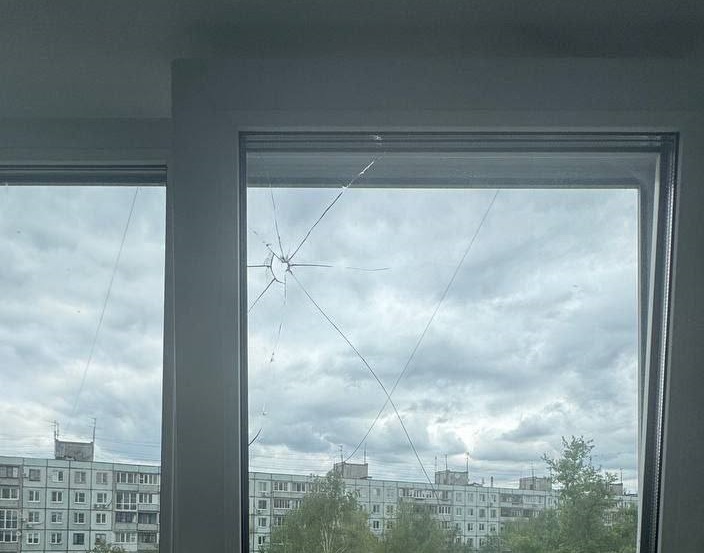 Неизвестные обстреливают окна жилых домов в центре Нижнего Новгорода