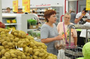 Откуда взялись такие цены? Почему в России рекордно подорожал картофель 