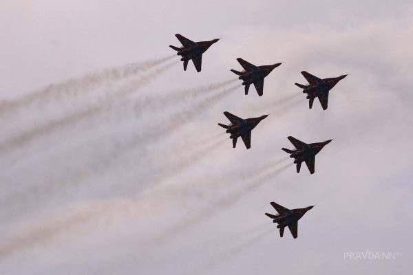 Водное и авиационное шоу покажут нижегородцам 9 мая