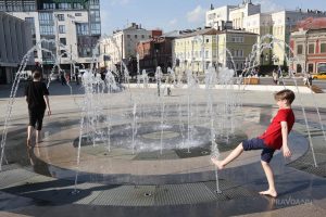 От первого мотоцикла до ловли бабочек: нижегородские чиновники поделились детскими воспоминаниями