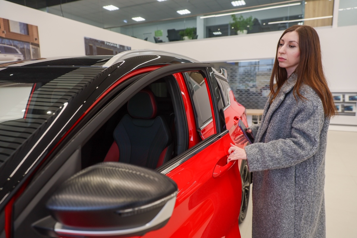 ВТБ: в апреле продажи автокредитов в России выросли более чем на&nbsp;10%