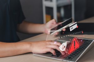 ВТБ предупреждает о мошеннической схеме со «школьными дневниками»