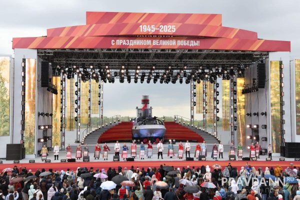 Опубликован фоторепортаж с празднования Дня Победы в Нижнем Новгороде