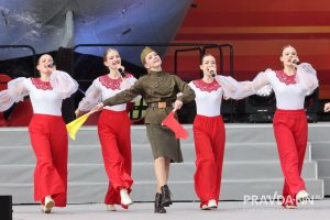 Александр Воложанин