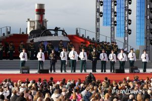 Александр Воложанин