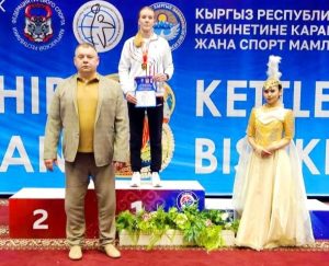 Ольга Сорокина из Лукоянова выиграла первенство Азии по гиревому спорту