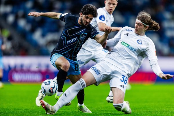 Хавбек ФК «Пари НН» Валерий Царукян не играет из-за аллергии на цветение