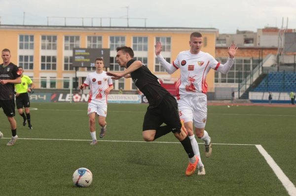 «Химик» и «Волна» возглавили турнирную таблицу в 4‑й группе второй лиги