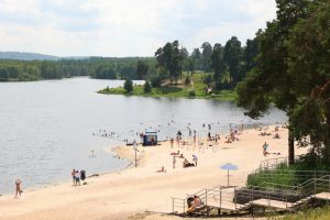 Пляж на Святом озере готов к купальному сезону