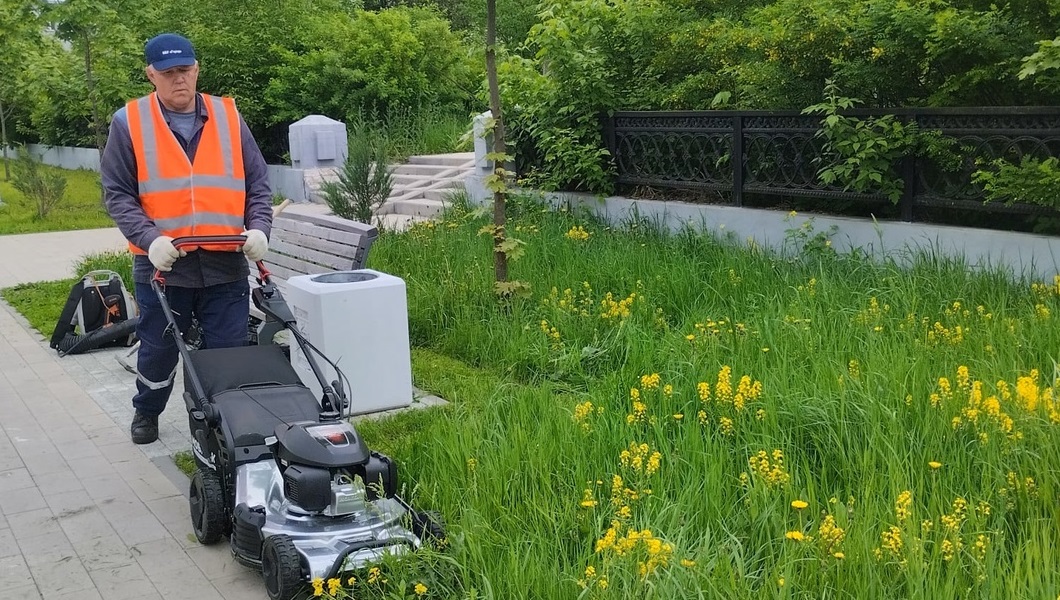 105000 квадратных метров травы скосили в Дзержинске с 9 по 15 июня