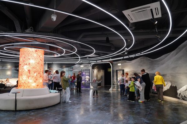 Семьи нижегородских участников СВО побывали в планетарии