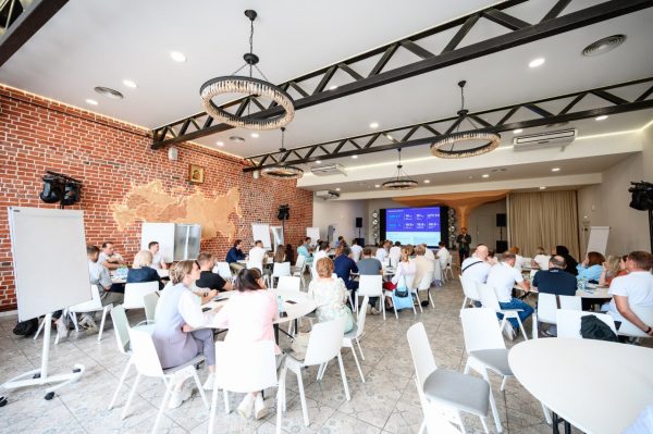 Более 90 человек пройдут обучение по программе для инвестиционных уполномоченных