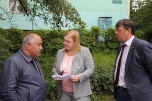 Брал взятки коньяком и пирожными: экс-главу Советского района Владимира Исаева отправили в колонию на 8 лет