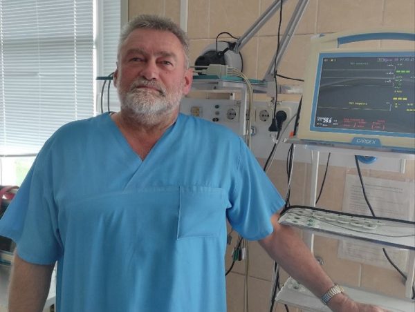 Династия врачей Новожиловых почти 40 лет помогает жителям Семёнова