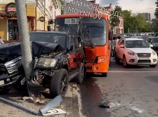 Появились подробности массового ДТП на Зеленском съезде в Нижнем Новгороде