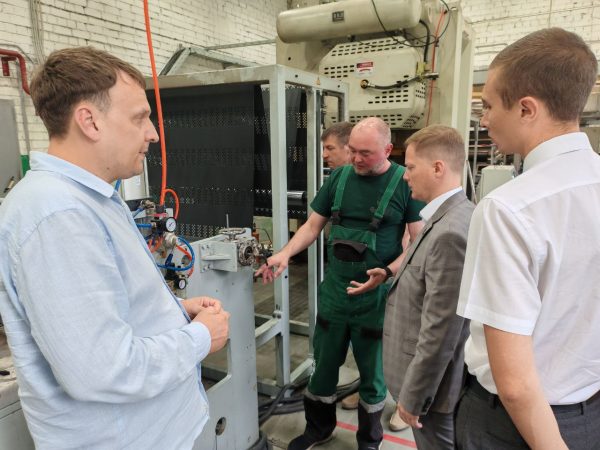 На 30% увеличилась выработка у компании по выпуску геосинтетических материалов