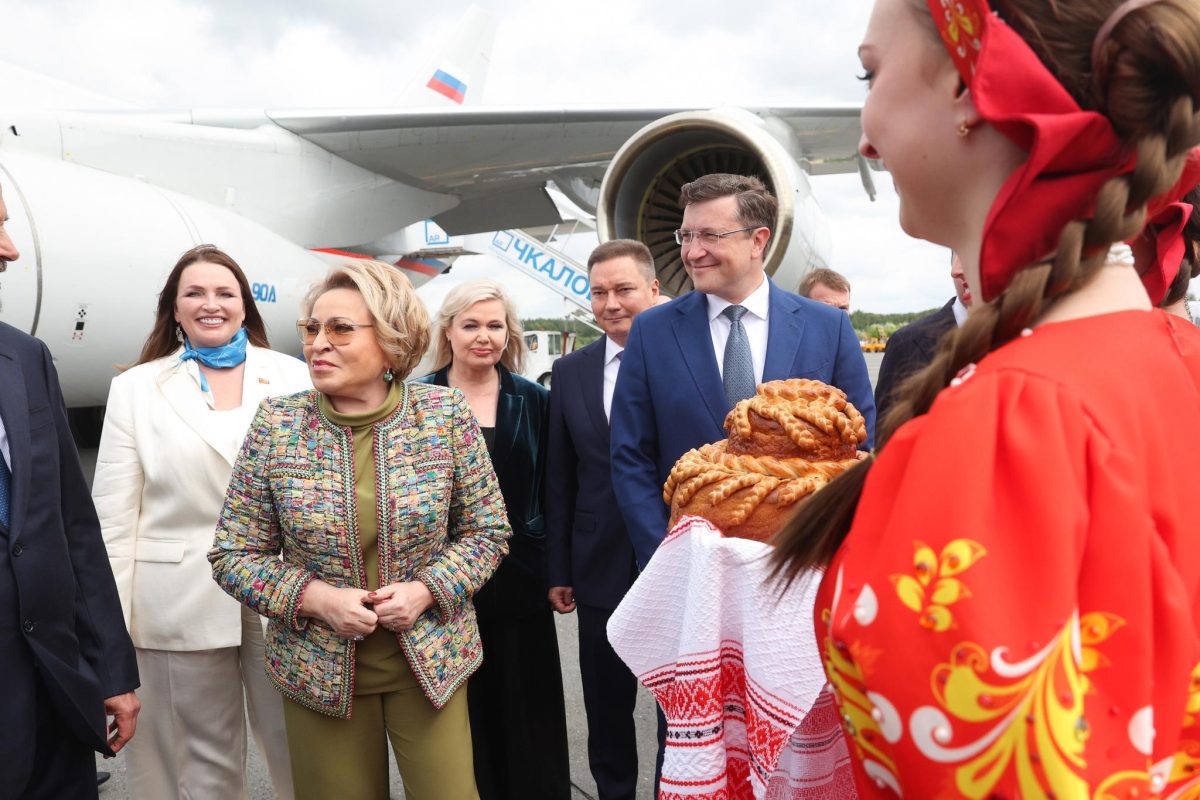 Валентина Матвиенко прилетела в Нижний Новгород