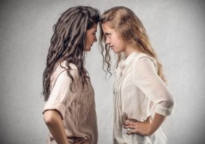 Умная или сексуальная? Чем брюнетки отличаются от блондинок