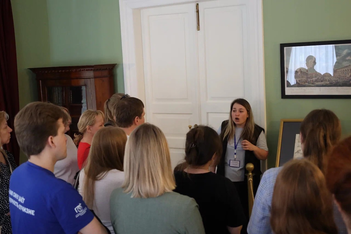 Семьи участников СВО и активисты МГЕР побывали на экскурсии в Пушкинском Болдине