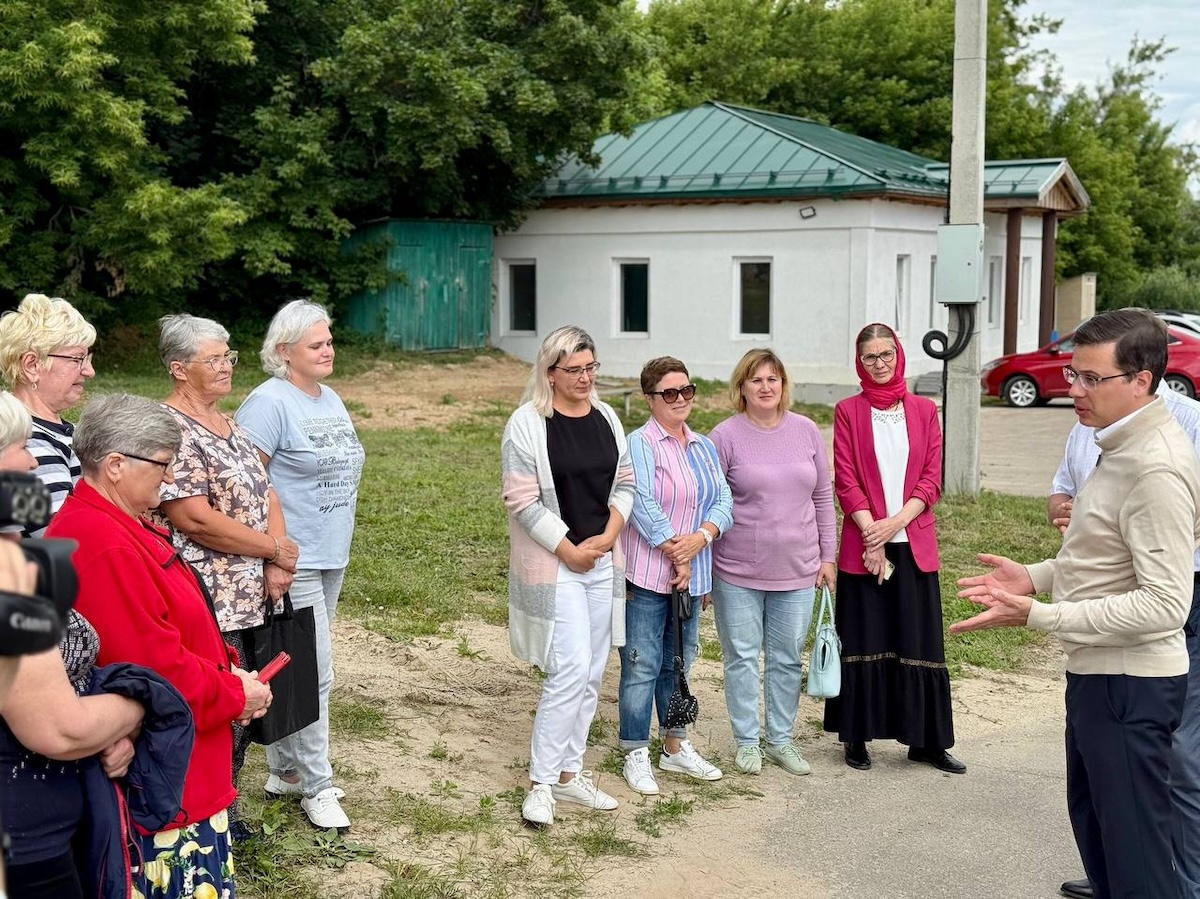Глава Нижнего Новгорода оценил качество новой дороги в селе Шелокша