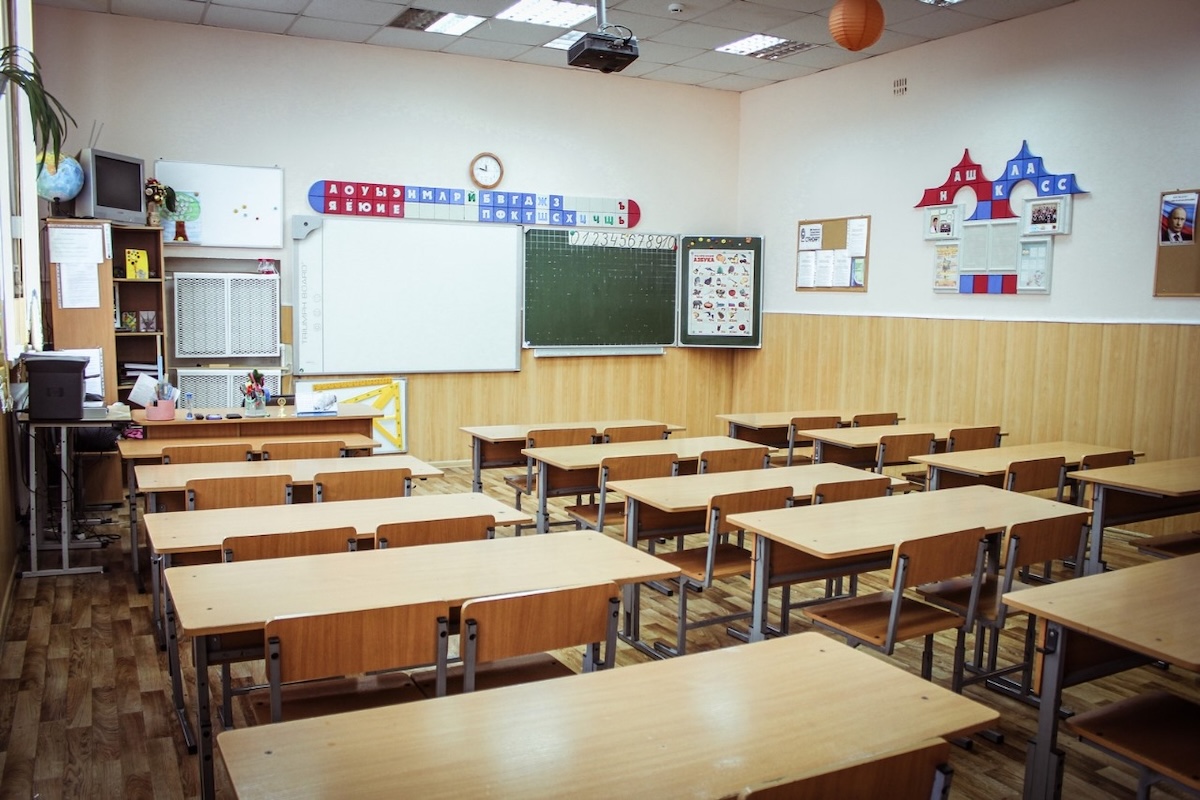 С началом каникул начались и ремонтные работы в образовательных учреждениях