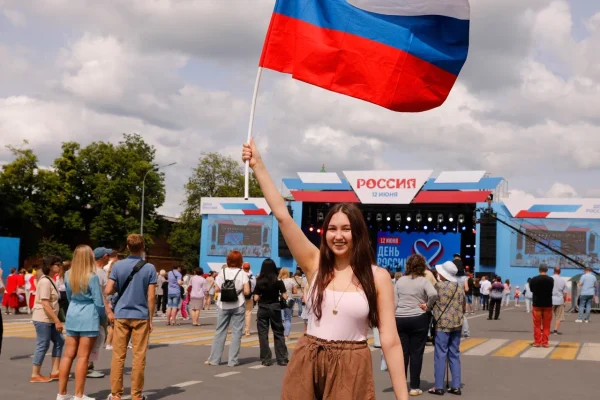 Опубликованы фото с празднования Дня России в Нижнем Новгороде