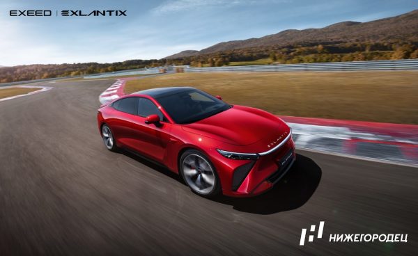 Четырехдверное гибридное купе EXEED EXLANTIX ES сертифицировано для российского рынка