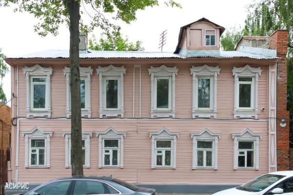 Исторический дом в квартале церкви Трёх Святителей привели в порядок