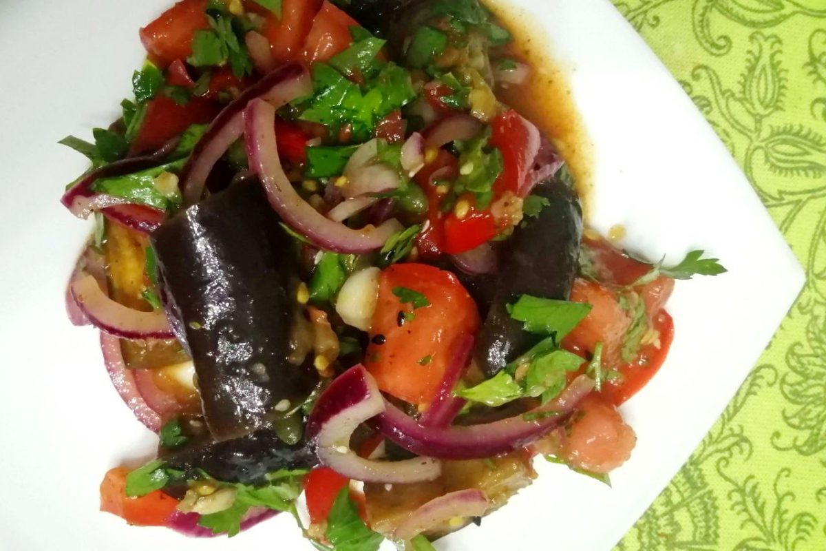 Нутрициолог Пронягина раскрыла правила сбалансированного летнего меню