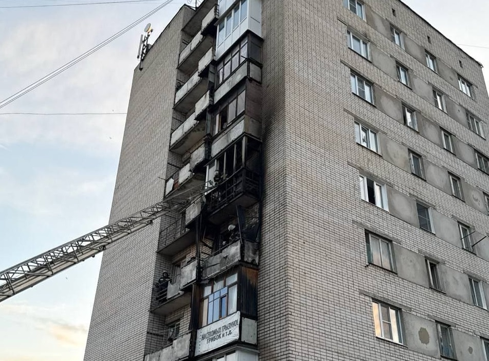 30 человек эвакуировали из жилого дома в Заволжье