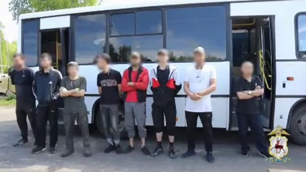 14 нелегальных мигрантов обнаружили во время рейда в Семенове