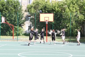 Теплые стоянки и спортплощадки: как преображаются районы Нижегородской области благодаря проекту «Вам решать!»